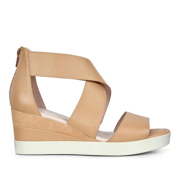 ECCO Shape Wedge Plateau Sandal in Rose Poussiere - Picture 2 of 11